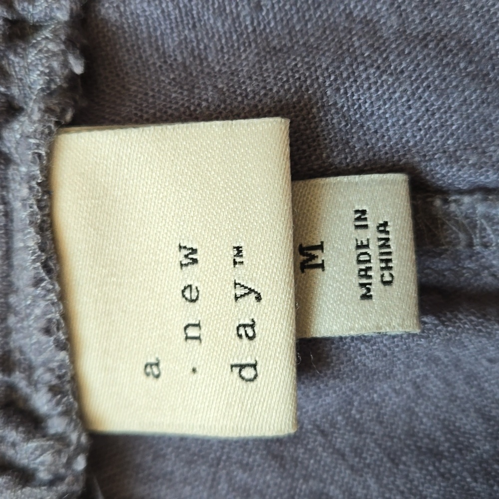Universal Thread elastic waist ankle pants - Picture 2 of 4
